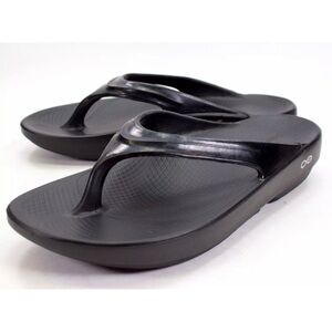 OOFOS OOlala recovery sandal black patent, 8